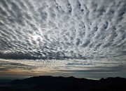 27 Dallo Zuc di Valbona vista verso Linzone, Monte Tesoro e pianura